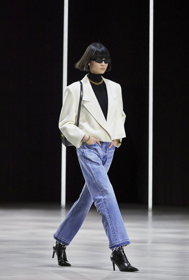  تنسيق سترة البليزر بطرق عصرية في موسم خريف 2022