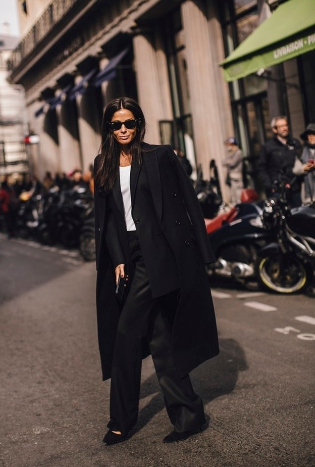 تنسيق المعطف الطويل صيحة مستمرة في كل موسم شتاء من كل سنة