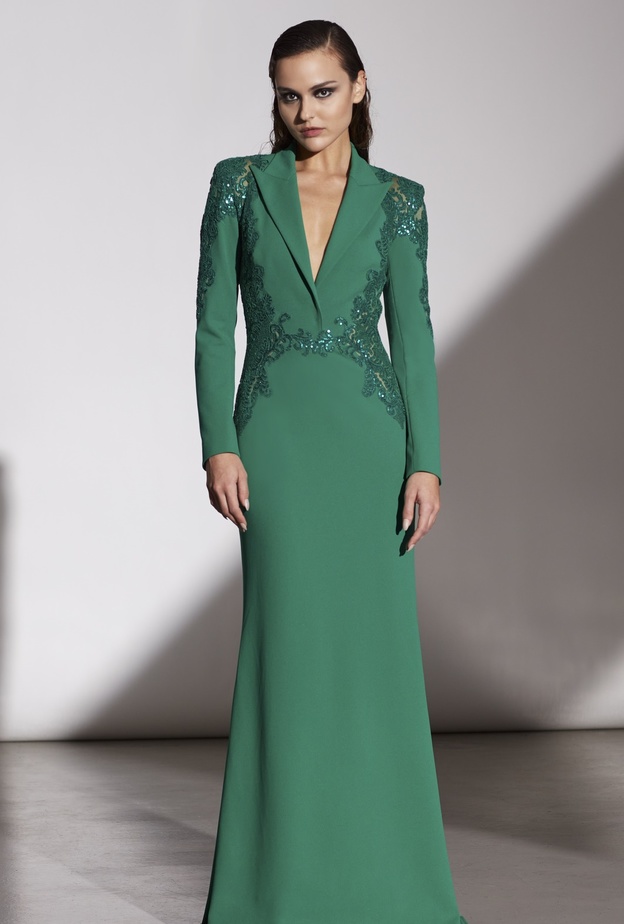   فساتين باللون الاخضر الزمردي بمناسبة اليوم الوطني السعودي 92