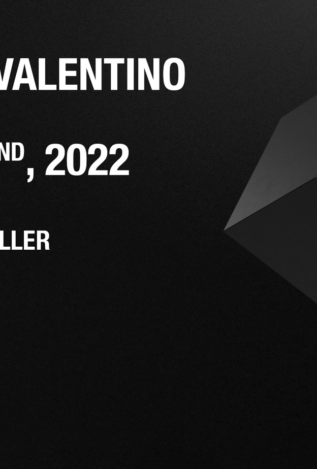 بث مباشر لعرض أزياء Valentino للملابس الجاهزة مجموعة ربيع صيف 2023