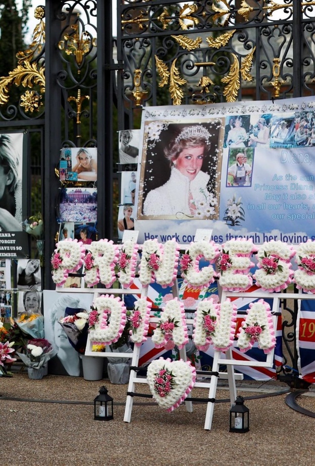 معرض جديد يحتفي بذكرى الأميرة ديانا يضم 700 قطعة ملكية أصلية