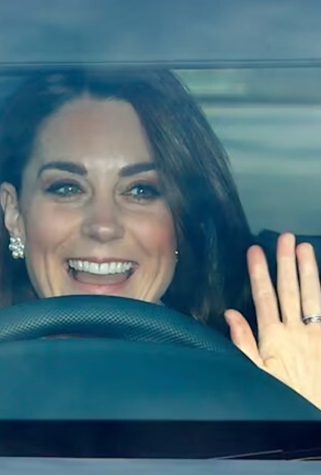 شاهدي كيت ميدلتون تقود سيارتها في وندسور في أحدث ظهور لها