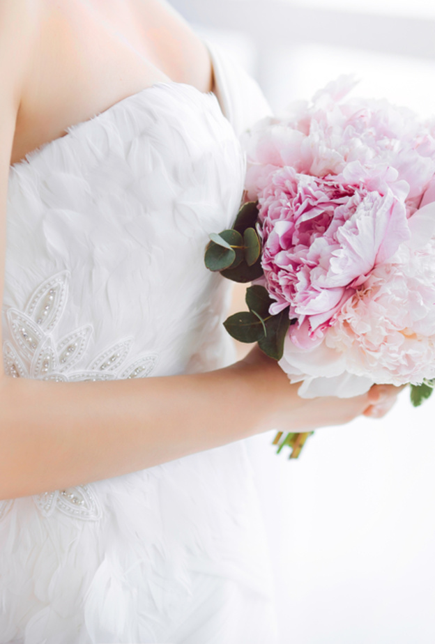 باقات ورد جذابة للعروس للتمتع بإطلالة زفاف مميزة