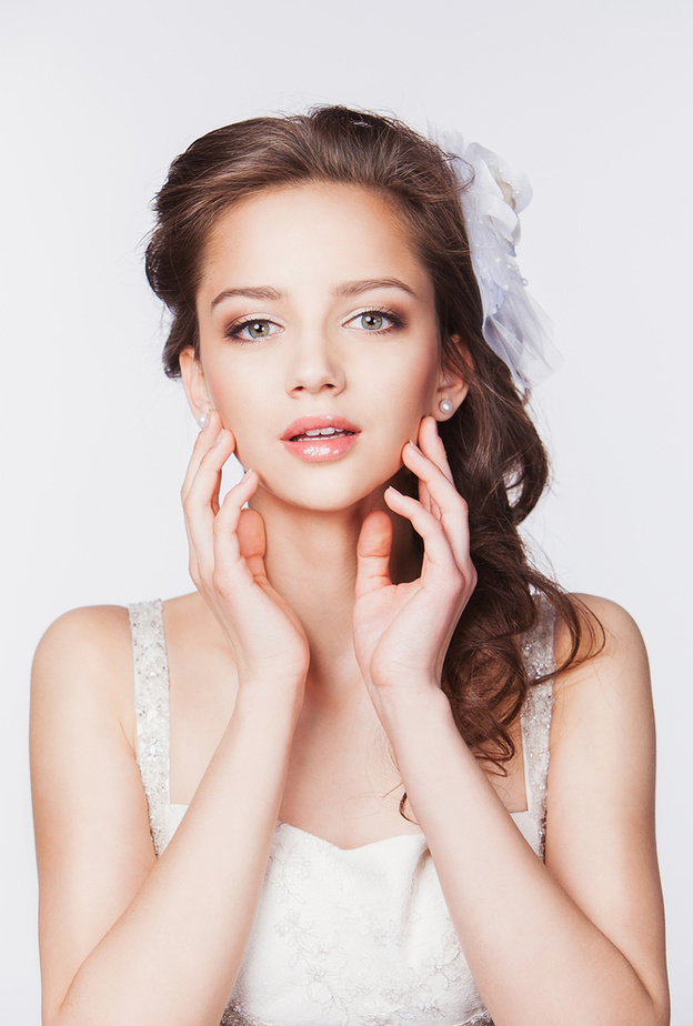 ودّعي الهالات السوداء في وجهك قبل الزفاف بهذه الوصفات