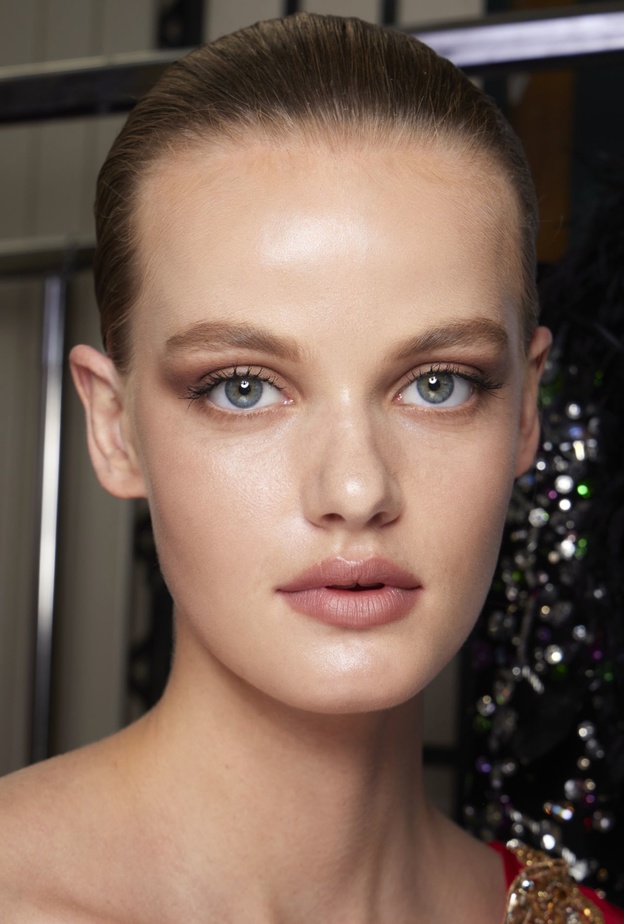 أفكار طبيعية لبشرة مشرقة قبل اليوم الوطني السعودي 92