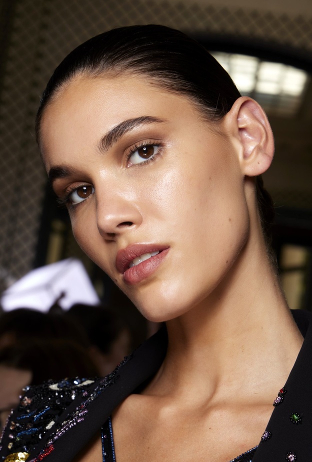 إحصلي على بشرة متوهجة قبل اليوم الوطني السعودي الـ 92