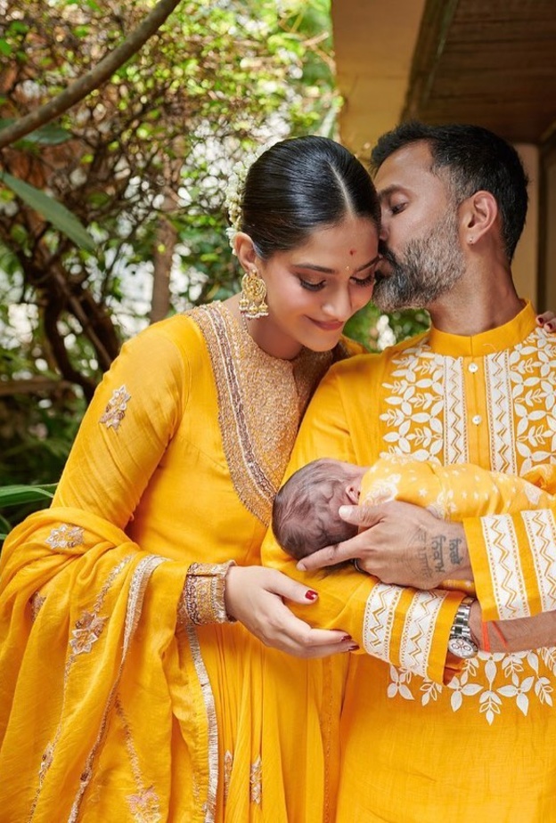  سونام كابور وزوجها وابنها