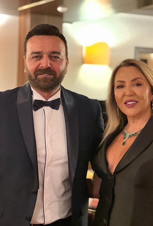 سامر المصري وزوجته 