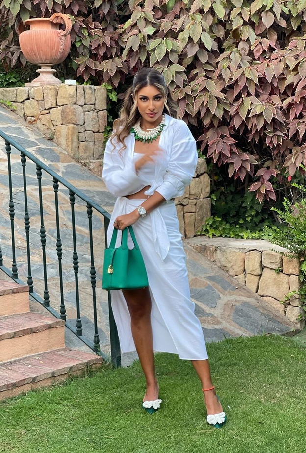 أروع الإطلالات للمدربة المها باهديله