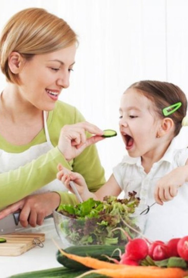 أفضل روتين غذائي صحي لطفلك خلال فترة الدراسة