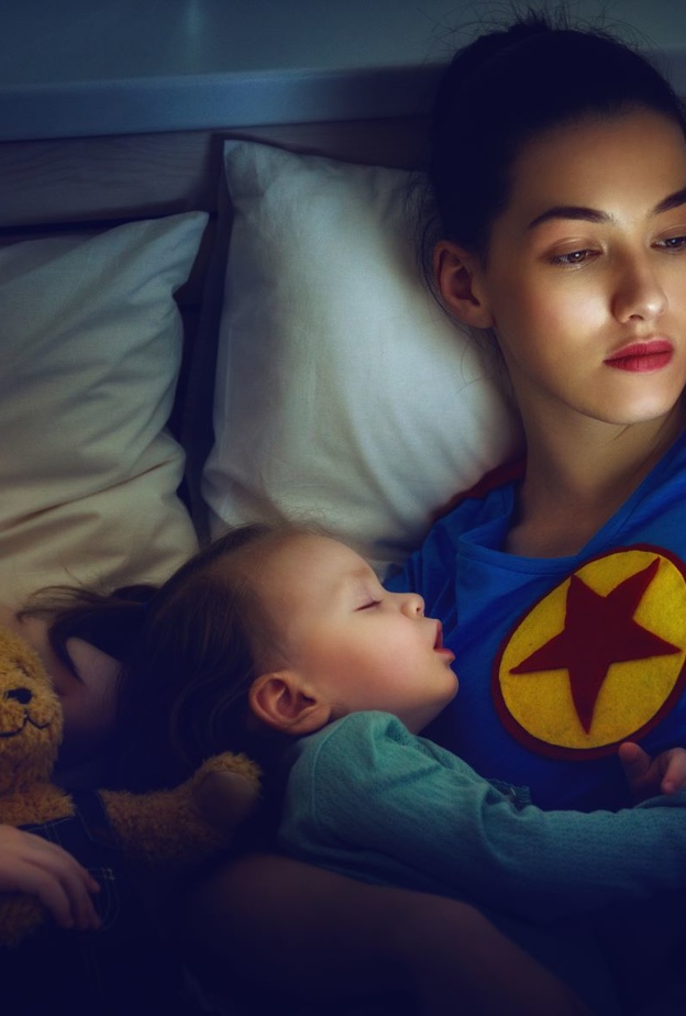 الخوف من التقصير في الرعاية الأسرية .. تحدي يهاجم أمهات العالم العربي