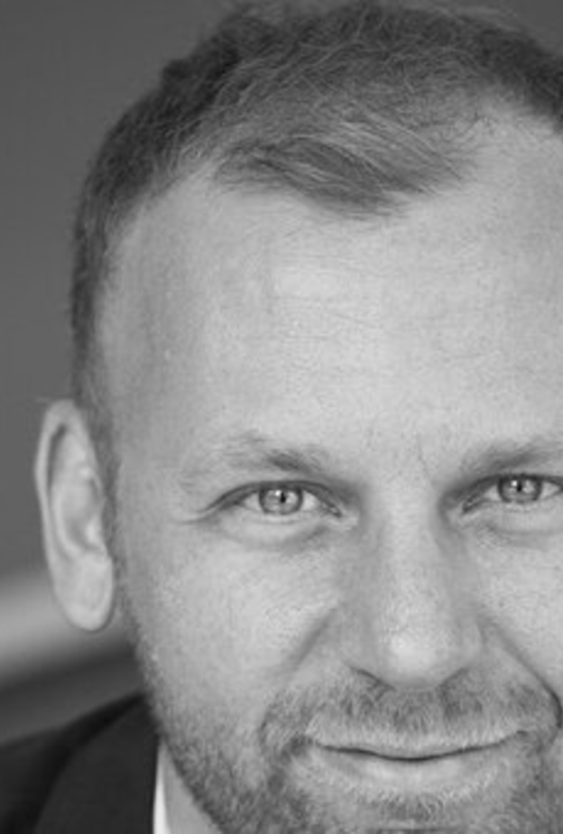 "بوراك شاكماك" يلقي الضوء على المحاور الاستراتيجية لهيئة الأزياء خلال مبادرة مستقبل الاستثمار FII