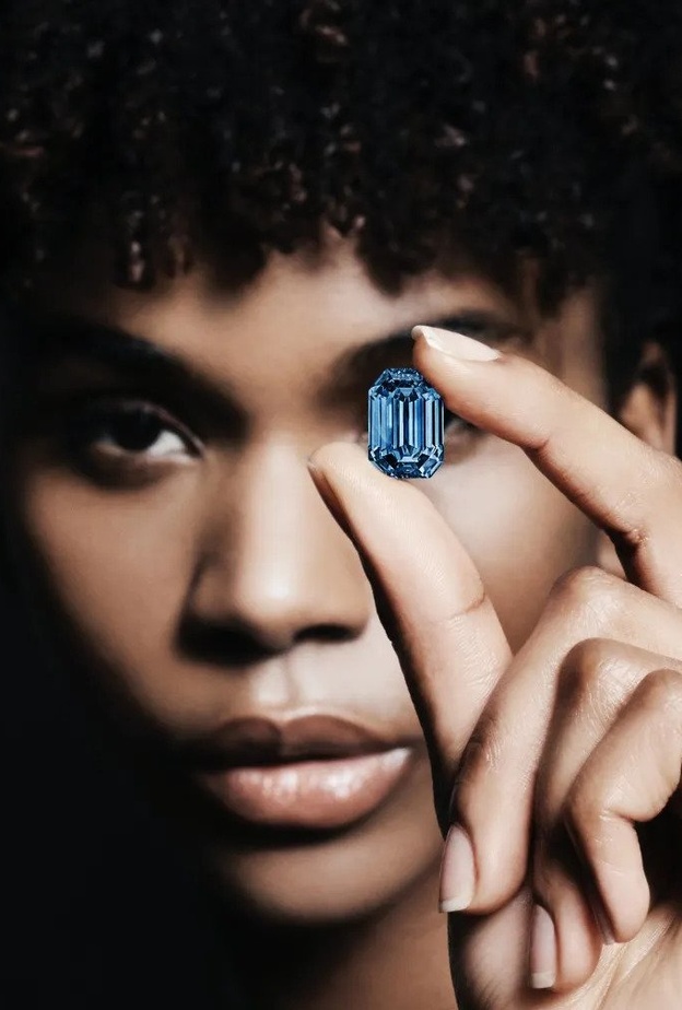 الماس الأزرق من دي بيرز