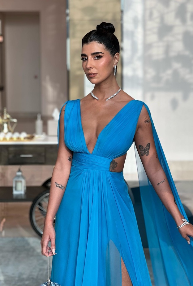 زينة مكي بقطع مجوهرات مرصّعة بالماس من العلامة التجارية Azar Gems