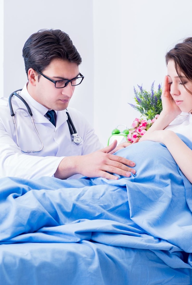 ما هي أعراض زلال الحمل في الشهر التاسع