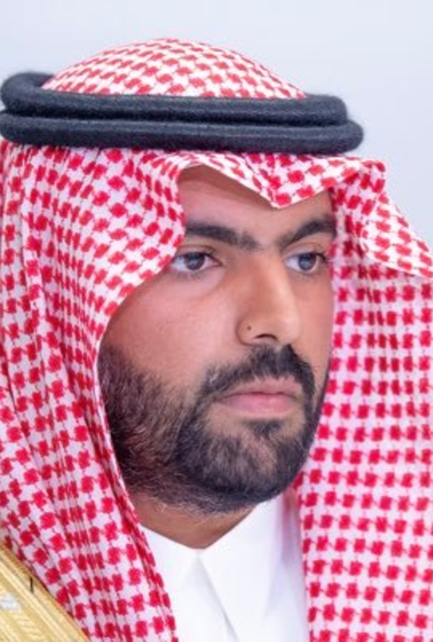 وزير الثقافة يتفاعل مع تألق "روائع الموسيقى السعودية" في باريس: "الله ينصرك يامحمد"