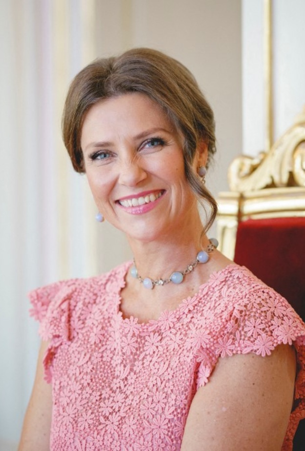 الأميرة النرويجية مارثا لويز Princess Märtha Louise قد تفقد لقبها الملكي