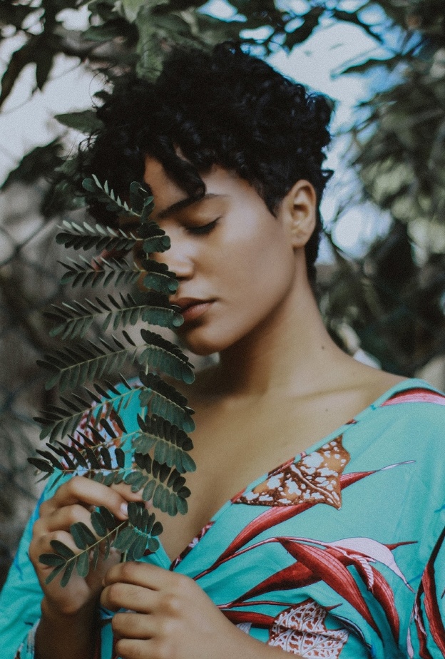 دللي نفسك بمجموعة من عطور الشتاء من علامات تجارية سعودية