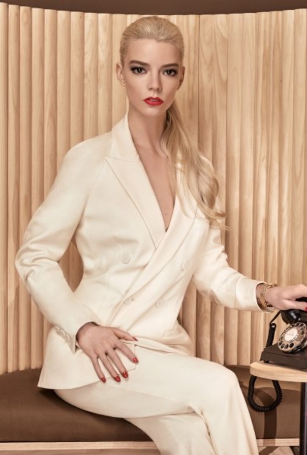 جيجر- لوكولتر تعلن عن اسم سفيرتها الجديدة: أنيا تايلور جوي