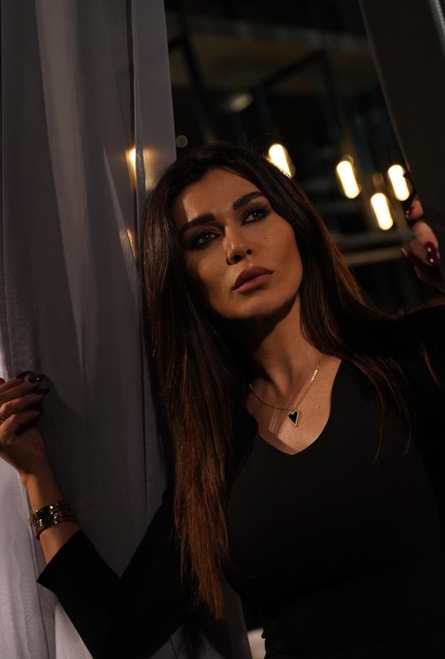 نادين الراسي