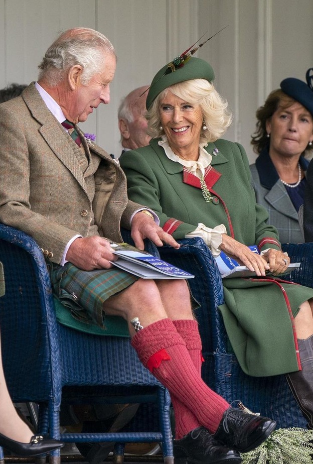 قصص حب ملوك وملكات بريطانيا شهد عليها الزمان