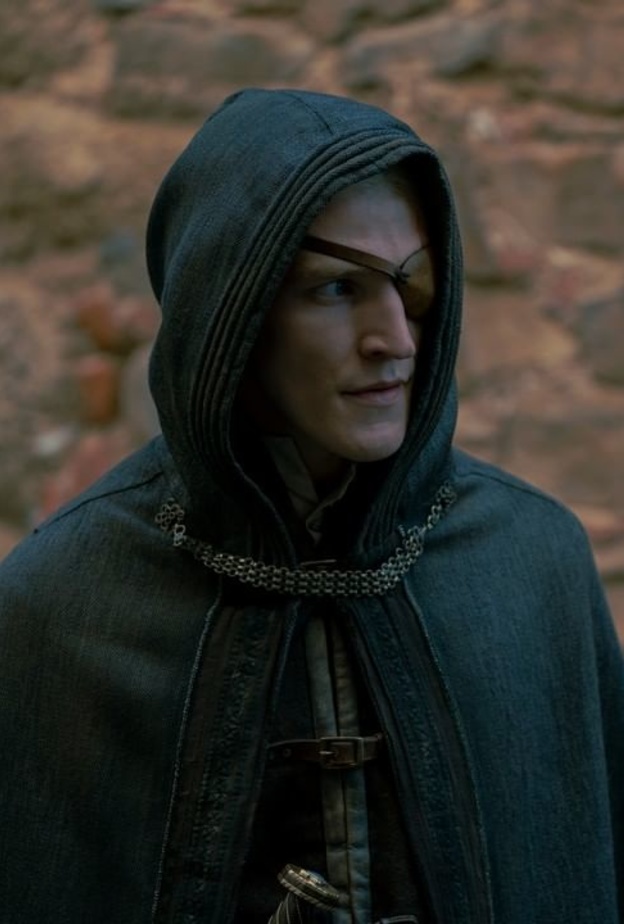 علاقة إيموند بملك الليل