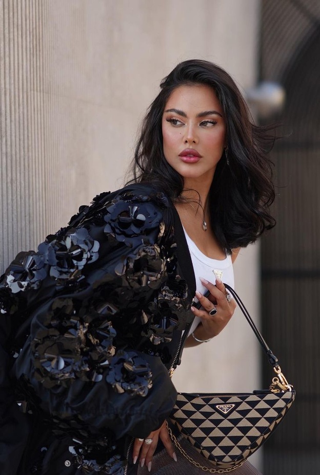 فاطمة المؤمن