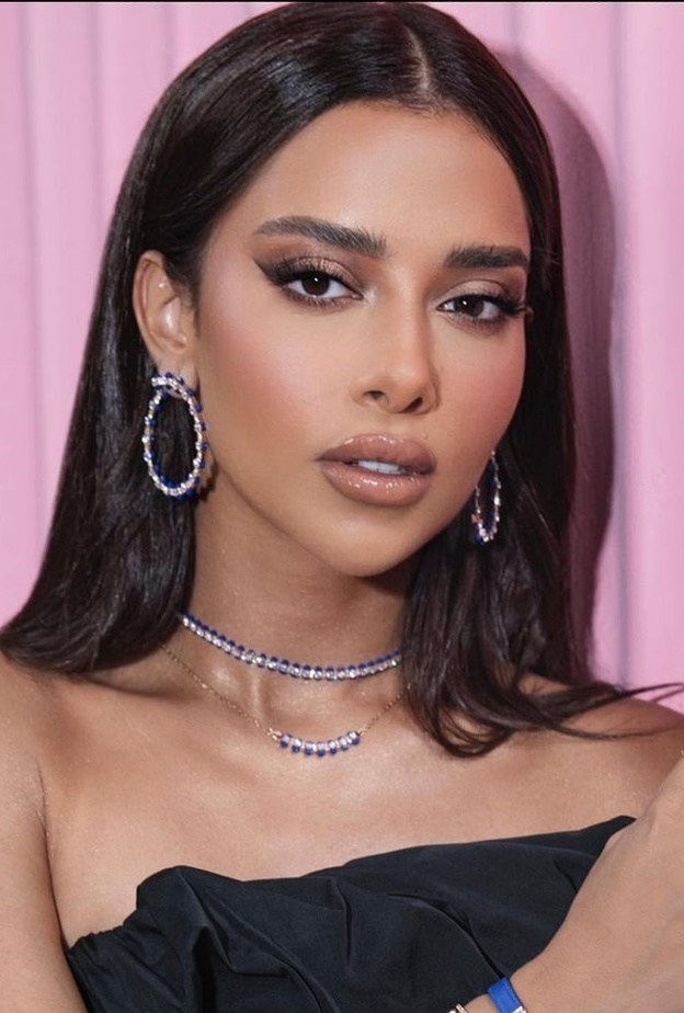 صيحات جمالية لموسم خريف 2022 استوحيها بالخطوات من بلقيس فتحي