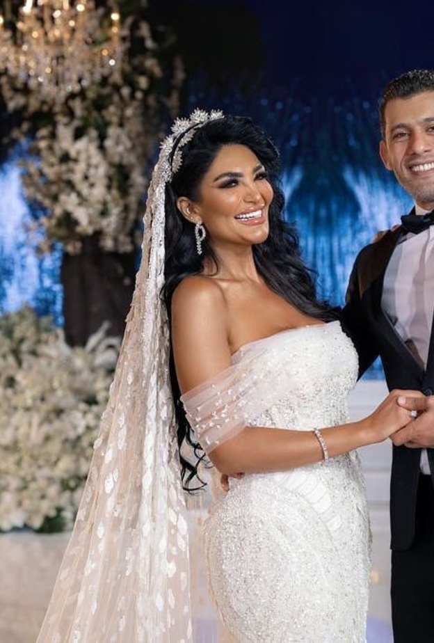 سالي عبد السلام وزوجها