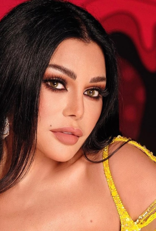 مكياج عيون مع حبات الستراس بانامل داني كامل