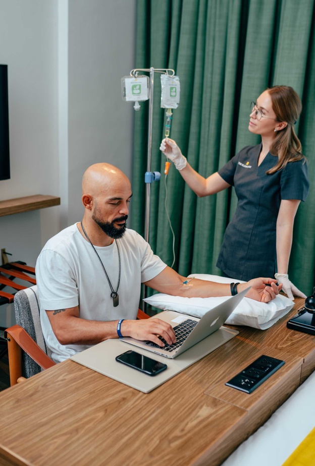 لم يسبق للراحة والإستجمام أن كانا بهذه الروعة: عيادة Elixir في فندق 25hours Hotel One Central