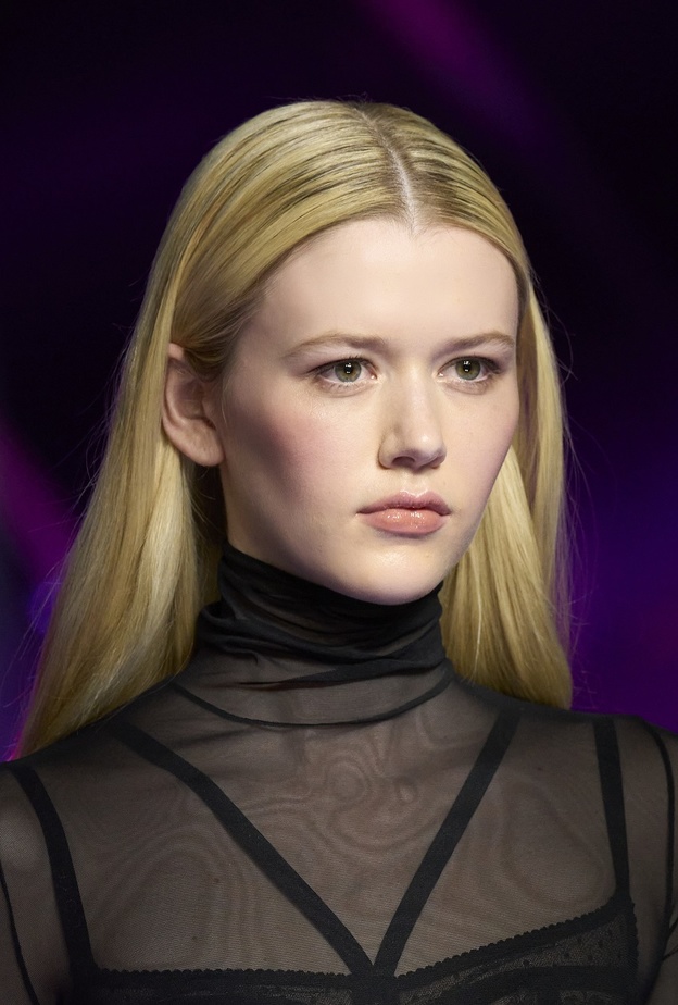 حلول طبيعية سريعة لترطيب وتوريد الشفاه في الشتاء