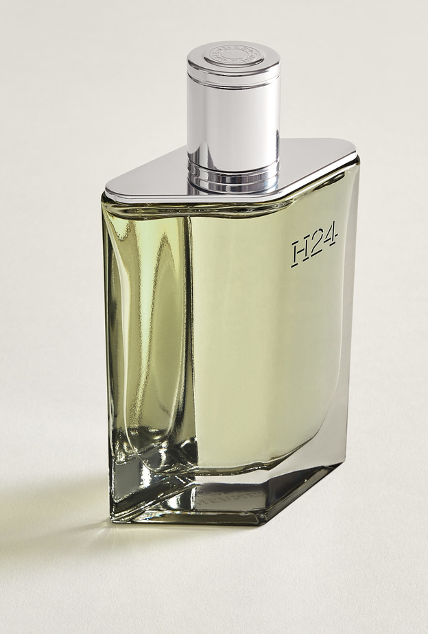 H24 مجموعة كاملة من مستحضرات العناية بالبشرة للرجل الحضري من HERMES