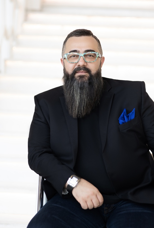 مصمم المجوهرات فخري طربين: تعاوني مع عائلة فيراري من المحطات الأكثر إثارة في مسيرتي