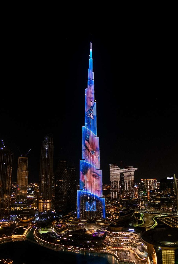 ميسيكا تُضيء برج خليفة احتفالًا بمرور 10 سنوات على تواجدها في الإمارات