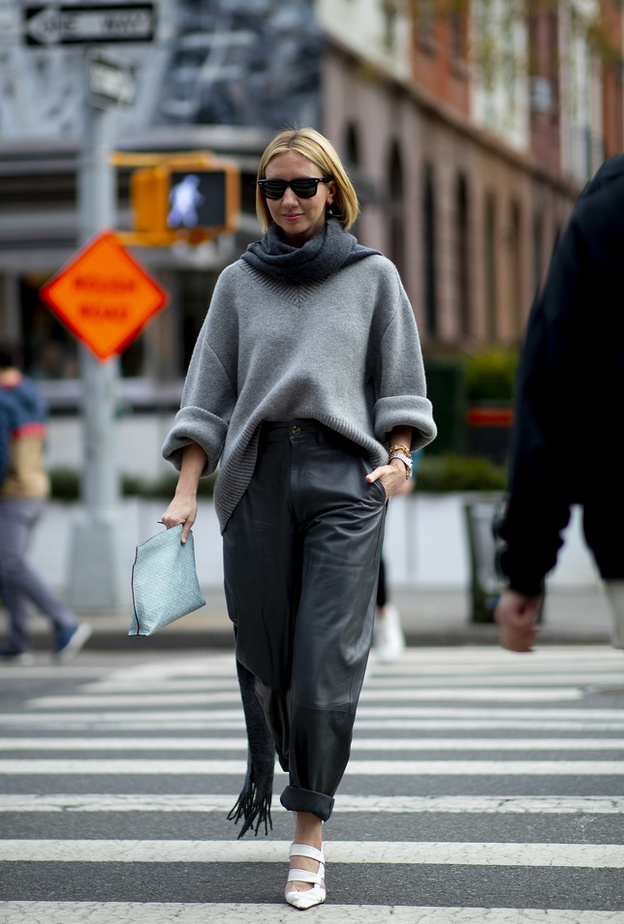 أحدث تصاميم البلايز الصوفية للوك خريفي دافىء مواكب للموضة