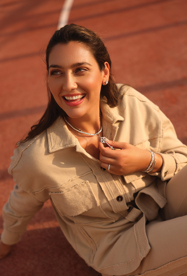 متسابقة الراليات دانية عقيل من الاتحاد السعودي للسيارات والدراجات النارية