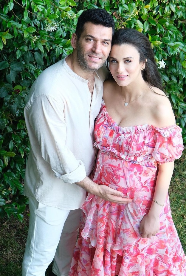 مراد يلدريم Murat Yıldırım يستقبل مولودته الأولى