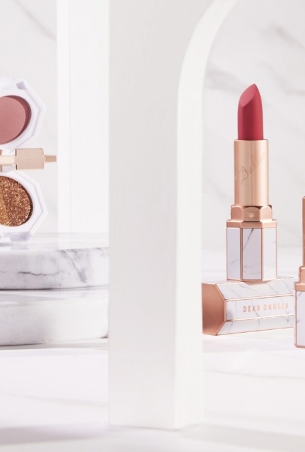 مجموعة "رومانتك ديلايت كولكشن" الأكثر مبيعاً في العالم تعود بألوان جديدة ومنعشة