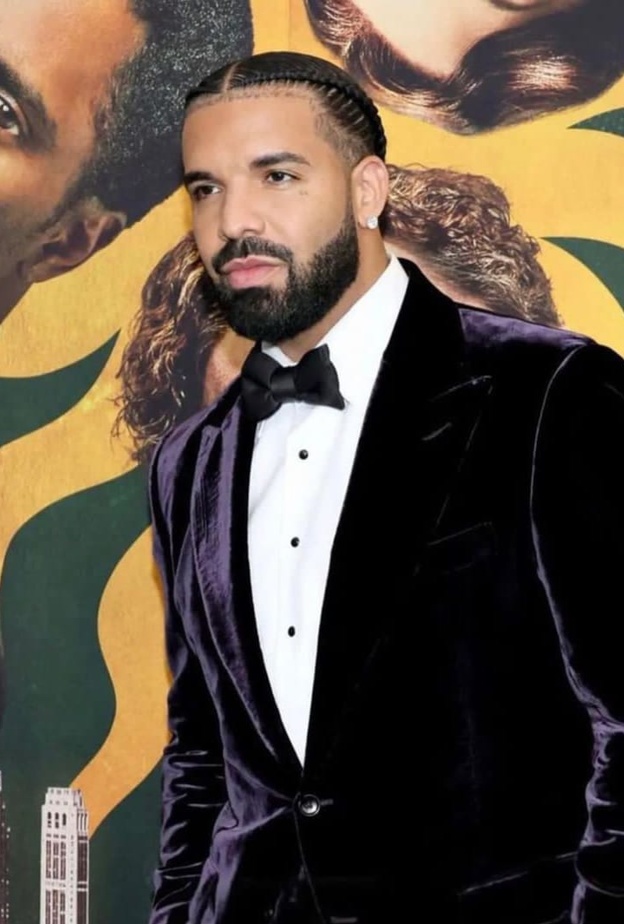 دريك  مغني الراب الكندي