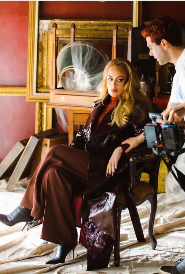 أديل Adele المغنية الشهيرة