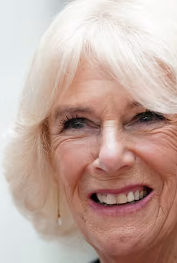 الملكة كاميلا تثني على العمل الرائع لمكافحة العنف المنزلي