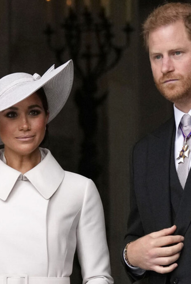 كيف يتعامل مع Netflix أثناء عرض مسلسل  The Crown؟