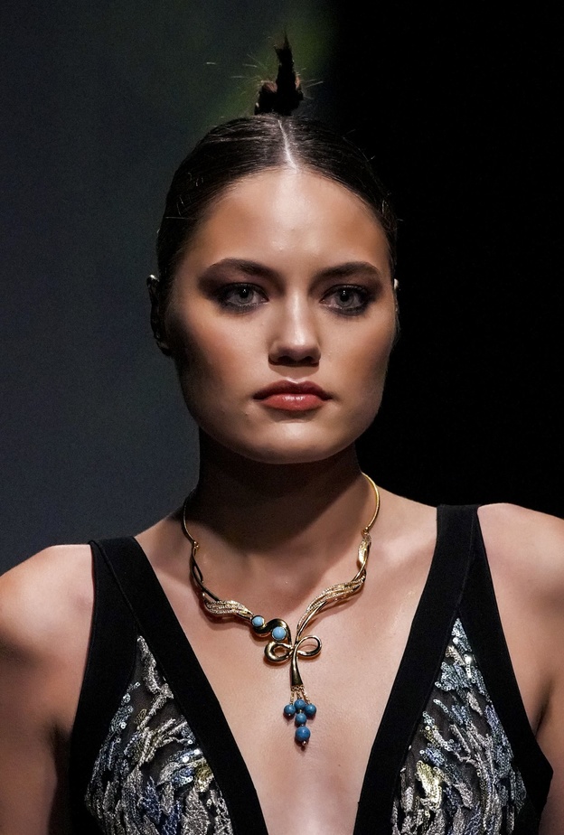 احصلي على شفاه ممتلئة وبارزة بالطرق الطبيعية