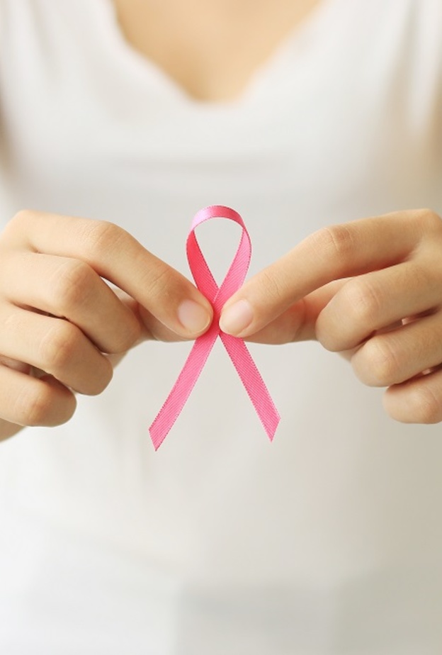 البروفيسور د. كفاح مقبل لـ "هي" :من المتوقع أن يسهل فحص الدم ‏Trucheck الكشف المبكر عن سرطان الثدي 