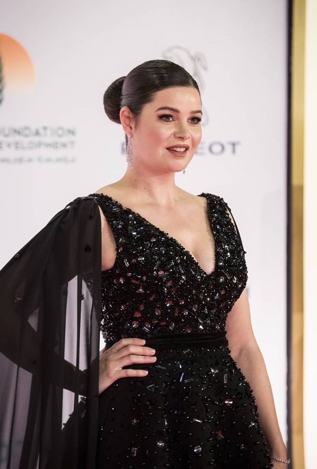 يسرا اللوزي 