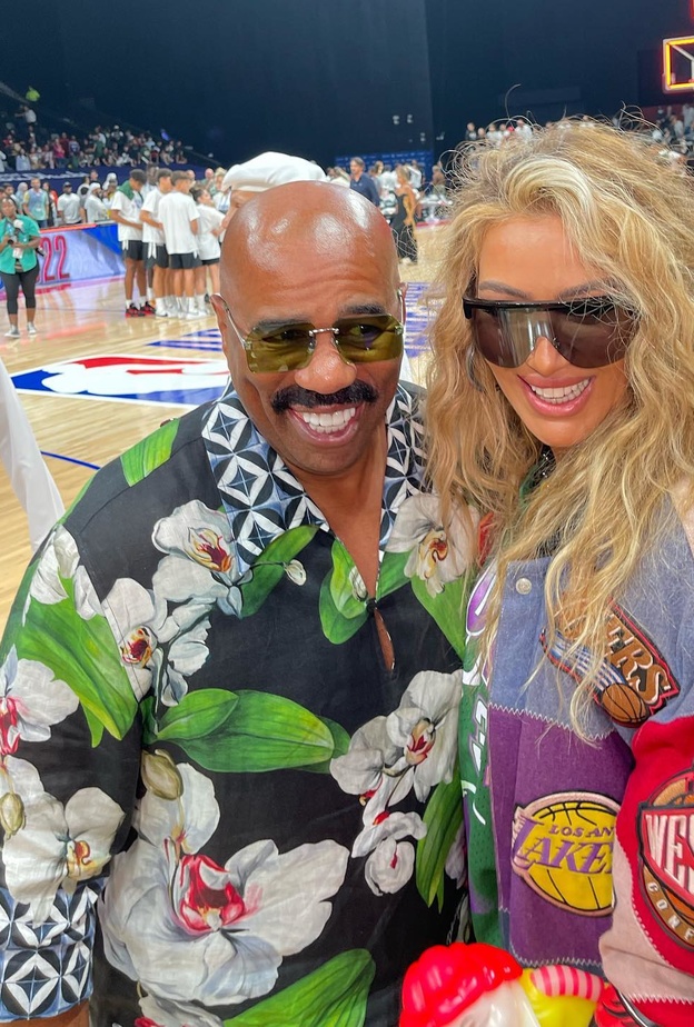 مايا دياب وستيف هارفي 