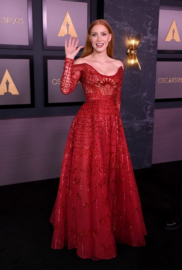 فساتين فاخرة طبعت إطلالات النجمات العالميات في حفلGovernors Awards  لعام 2022