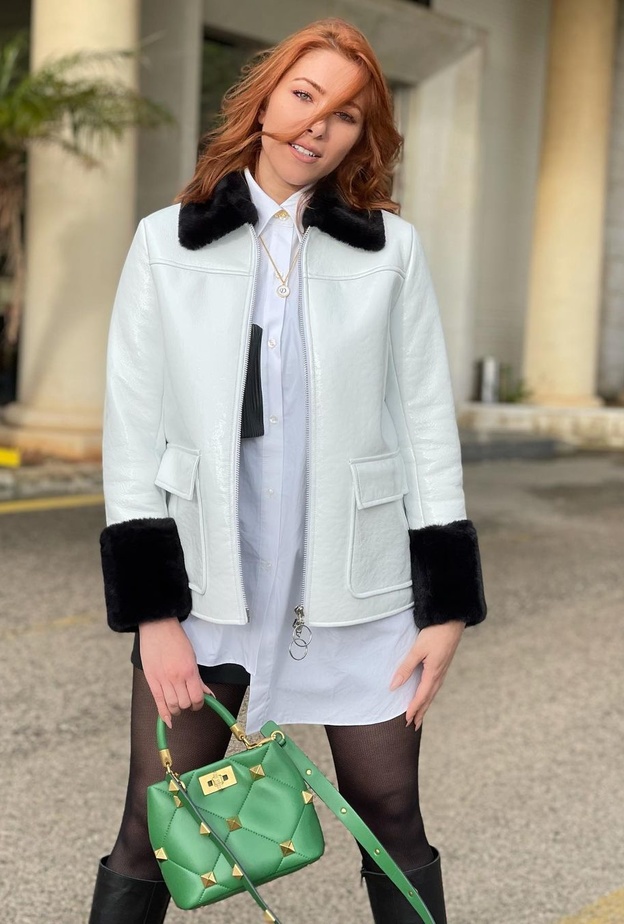 اطلالات خريفية للصبايا مستوحاة من دانييلا رحمة 