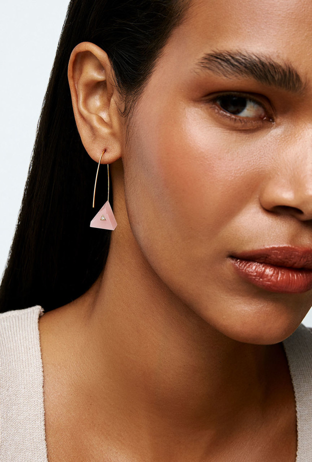 الأقراط المثلثية من ياعيل سونيا Yael Sonia